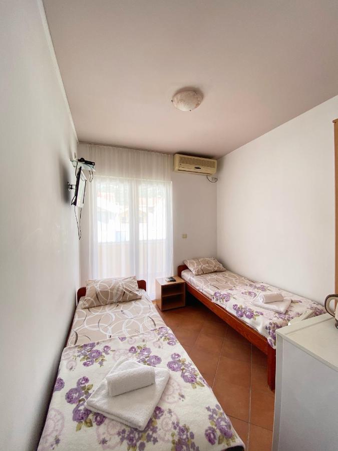Guest House Villa Natali Budva Exterior photo
